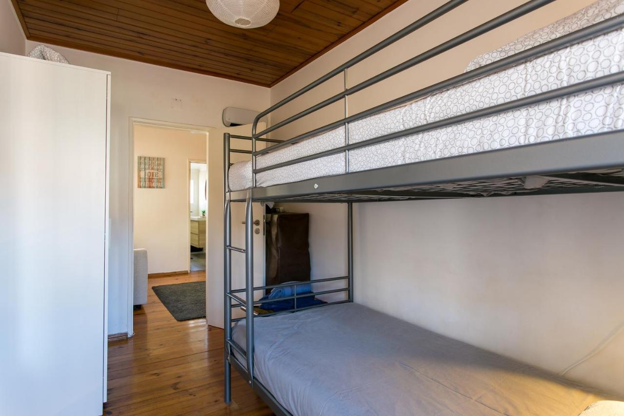 Down Chiado Easy Apartment