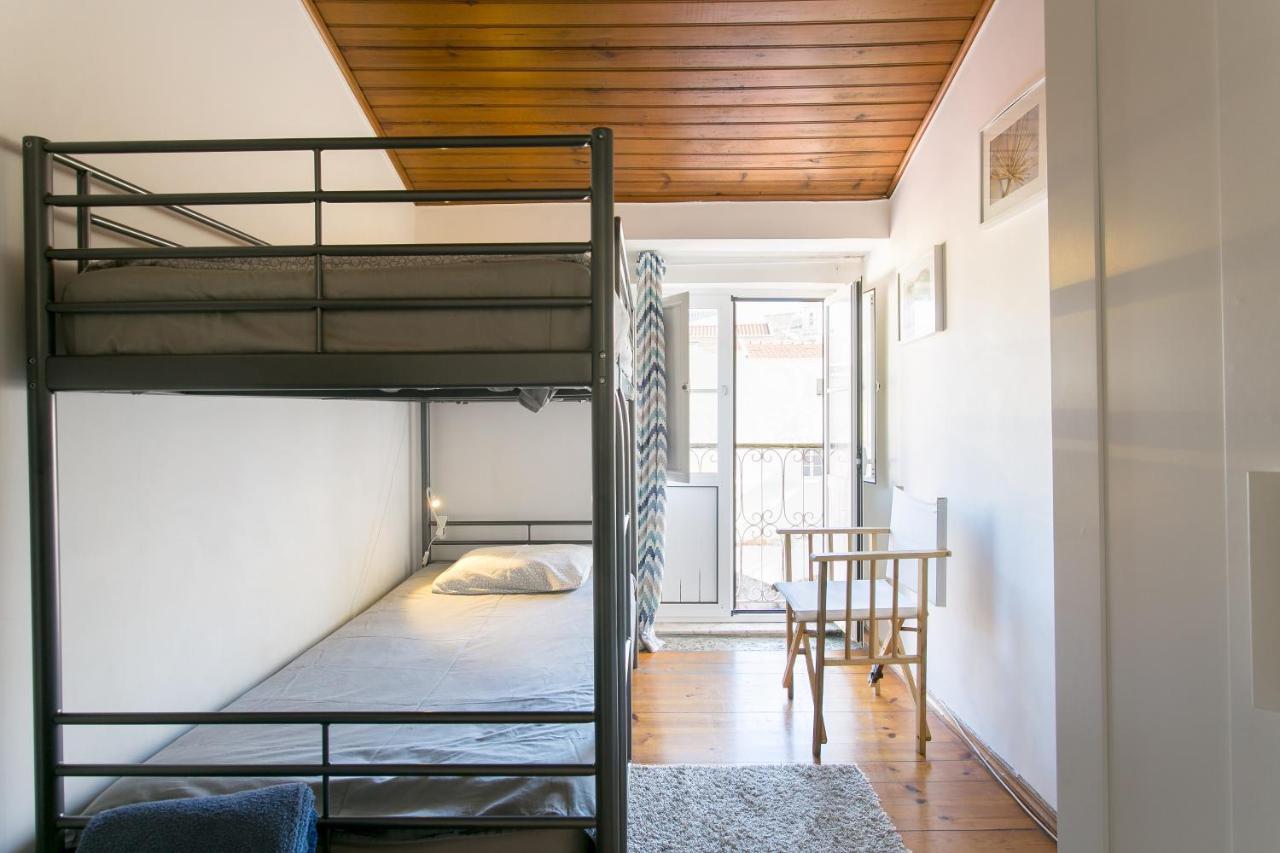 Down Chiado Easy Apartment